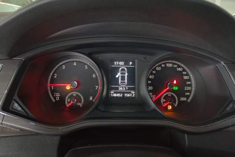 Used Volkswagen Passat 2016 330TSI DSG Luxury Edition Instrument Cluster