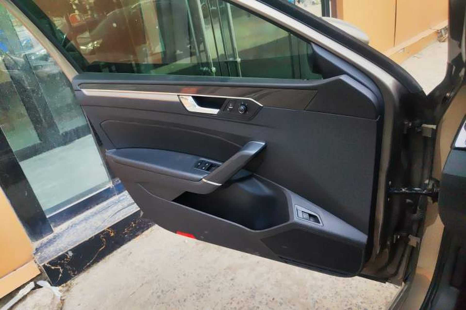 Used Volkswagen Passat 2016 330TSI DSG Prestige Edition Left Front Door Interior