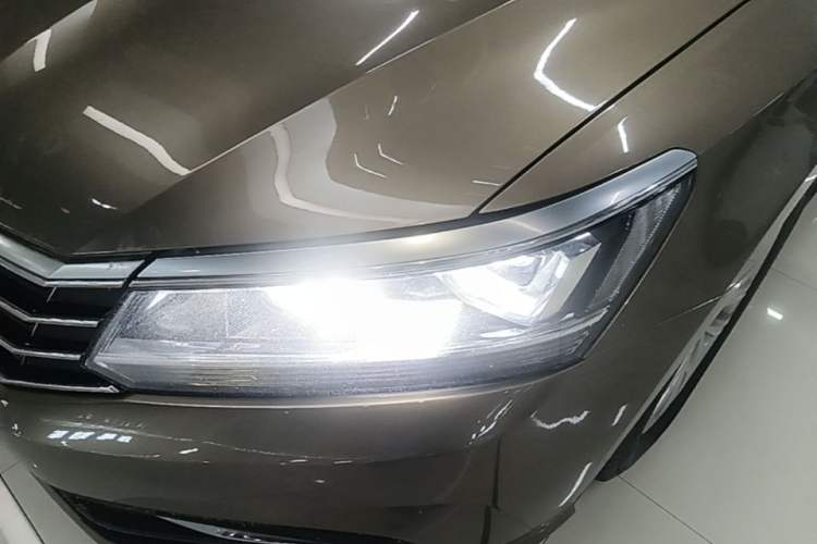 Used Volkswagen Passat 2016 280TSI DSG Prestige Edition Left Front Headlight