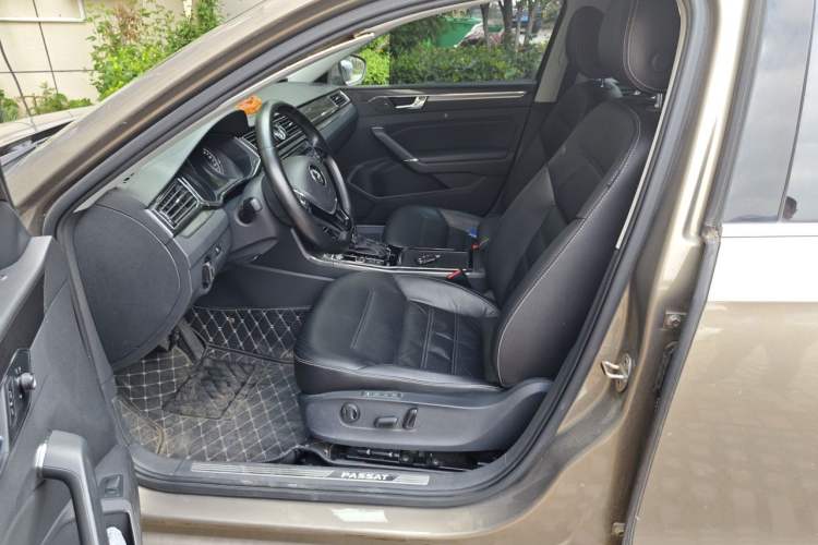 Used Volkswagen Passat 2016 330TSI DSG Prestige Edition Left Front Seat