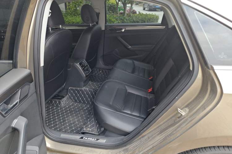 Used Volkswagen Passat 2016 330TSI DSG Prestige Edition Left Rear Seat