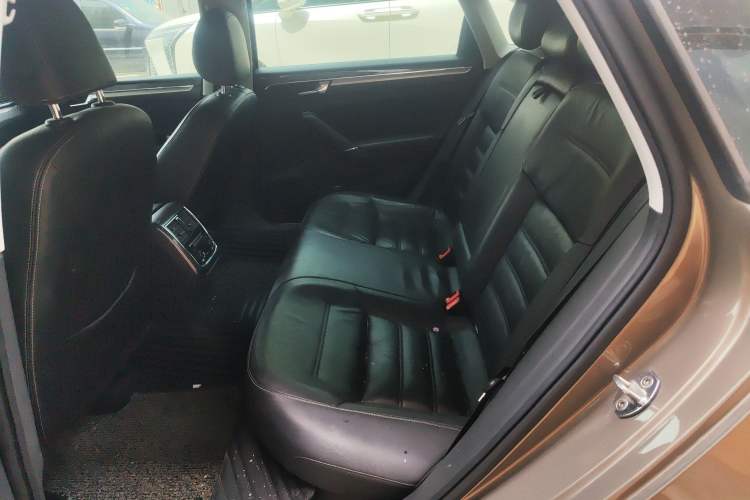 Used Volkswagen Passat 2016 330TSI DSG Prestige Edition Left Rear Seat