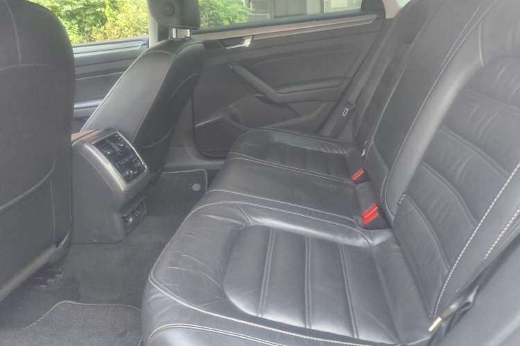 Used Volkswagen Passat 2016 330TSI DSG Luxury Edition Left Rear Seat