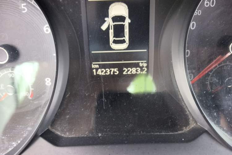 Used Volkswagen Passat 2016 280TSI DSG Prestige Edition Odometer Close Up