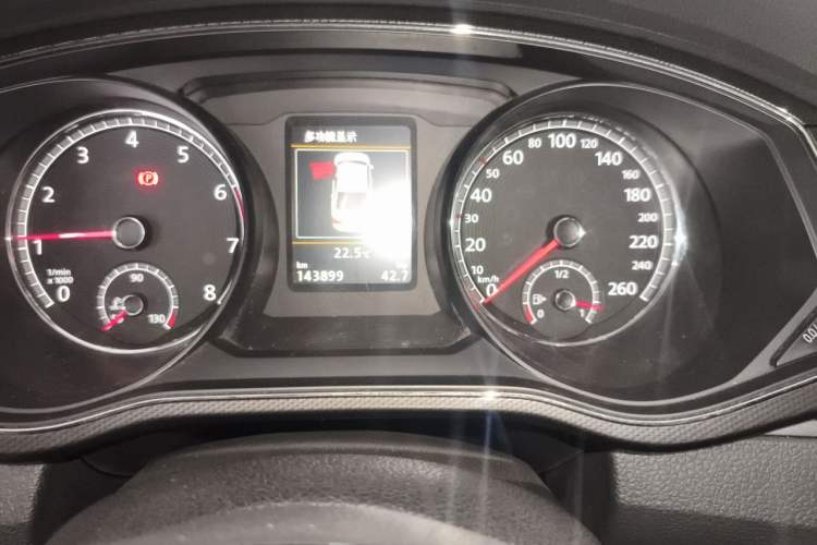 Used Volkswagen Passat 2016 330TSI DSG Prestige Edition Odometer Close Up