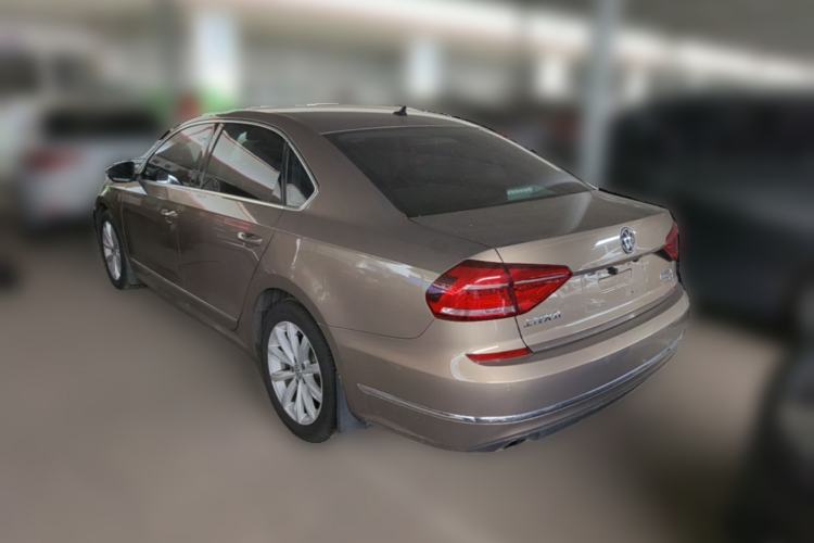 Used Volkswagen Passat 2016 330TSI DSG Luxury Edition Rear Left 45 Deg