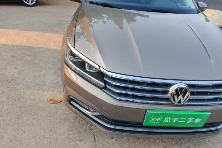 Used Volkswagen Passat 2016 380TSI DSG Prestige Edition Right Front Headlight