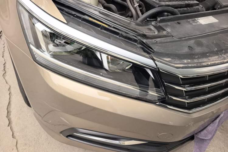 Used Volkswagen Passat 2016 280TSI DSG Prestige Edition Right Front Headlight
