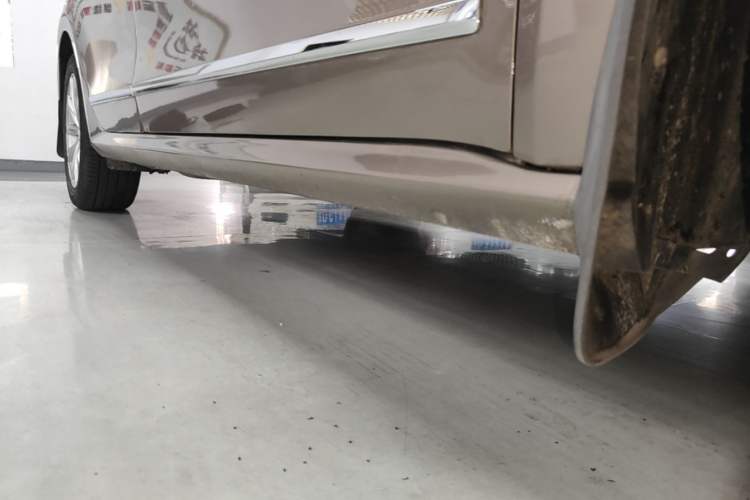 Used Volkswagen Passat 2016 280TSI DSG Prestige Edition Right Side Sill