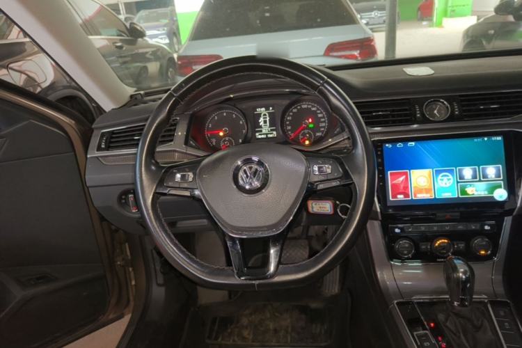 Used Volkswagen Passat 2016 330TSI DSG Luxury Edition Steering Wheel