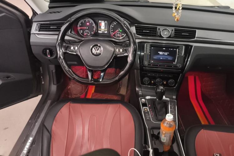 Used Volkswagen Passat 2016 330TSI DSG Prestige Edition Steering Wheel
