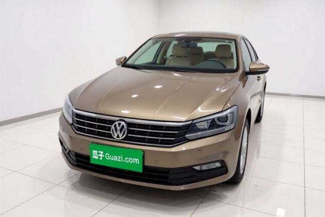 Ojetý Volkswagen Passat 2016 330TSI DSG Luxury Edition