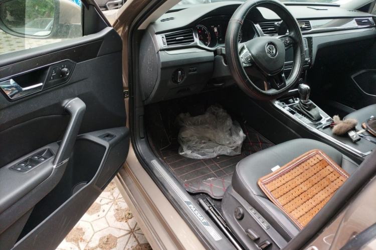 Used Volkswagen Passat 2016 330TSI DSG Prestige Edition Driver Seat