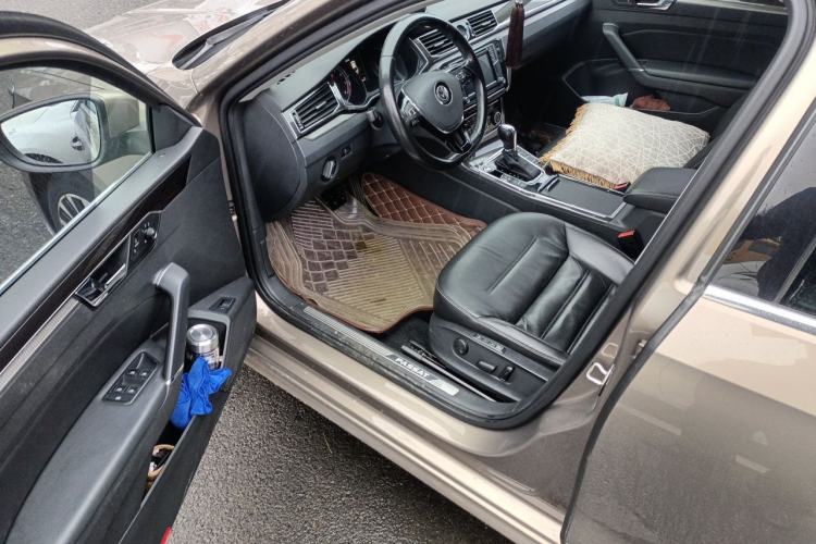 Used Volkswagen Passat 2016 330TSI DSG Prestige Edition Driver Seat