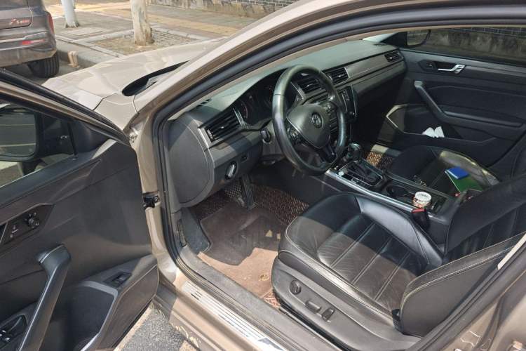 Used Volkswagen Passat 2016 280TSI DSG Prestige Edition Driver Seat