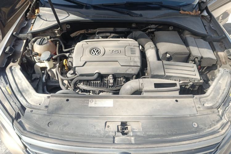 Used Volkswagen Passat 2016 330TSI DSG Luxury Edition Engine Bay