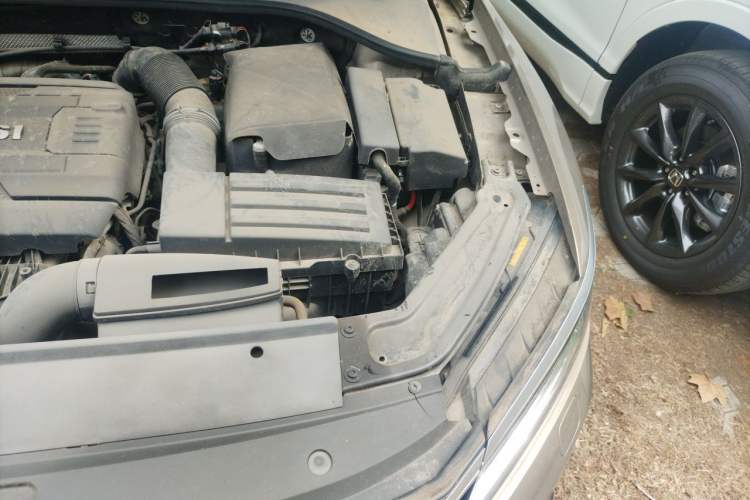 Used Volkswagen Passat 2016 330TSI DSG Prestige Edition Engine Bay Left