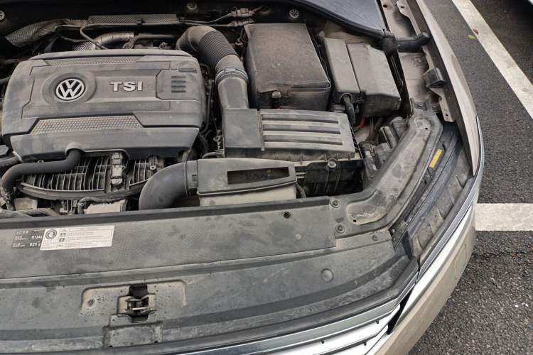 Used Volkswagen Passat 2016 330TSI DSG Prestige Edition Engine Bay Left