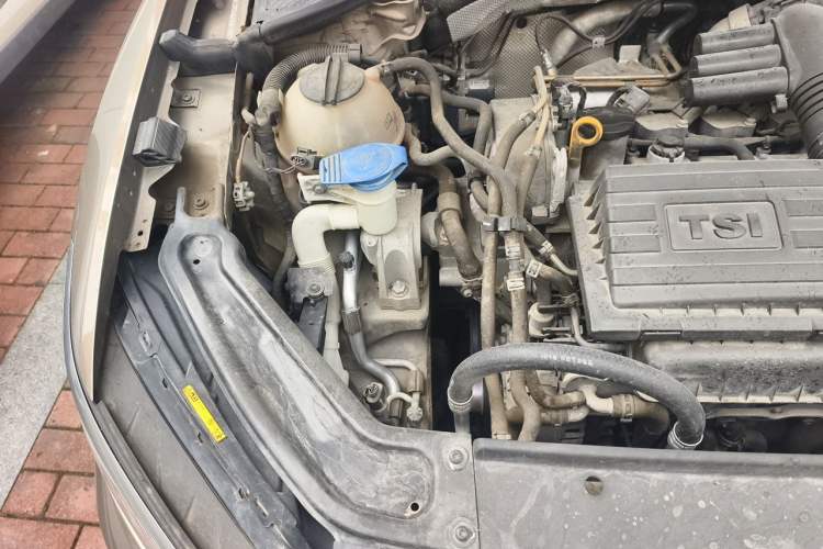 Used Volkswagen Passat 2016 280TSI DSG Prestige Edition Engine Bay Right