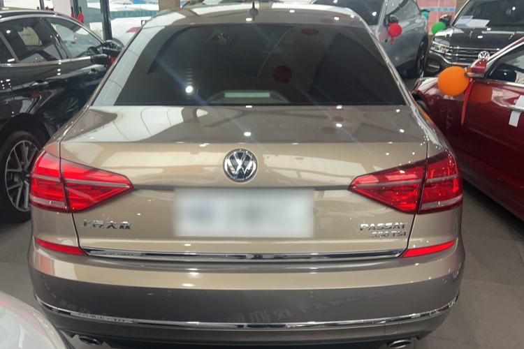 Used Volkswagen Passat 2016 330TSI DSG Prestige Edition Exterior 3