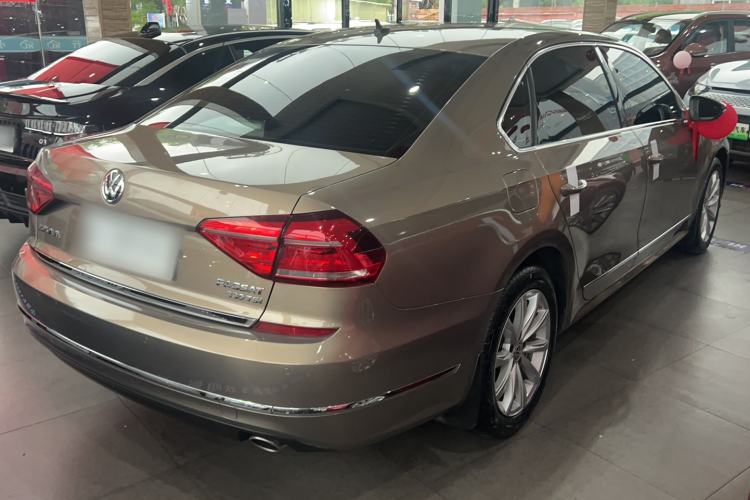 Used Volkswagen Passat 2016 330TSI DSG Prestige Edition Exterior 4