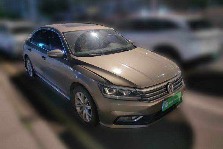 Used Volkswagen Passat 2016 280TSI DSG Prestige Edition Front Right 45 Deg