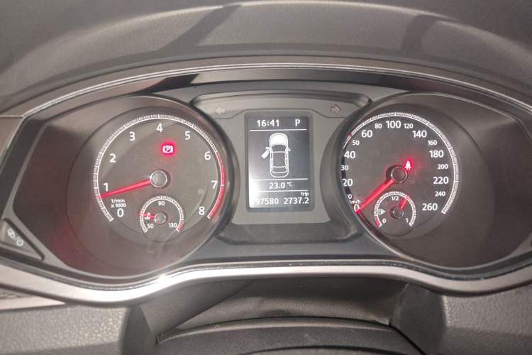 Used Volkswagen Passat 2016 330TSI DSG Luxury Edition Instrument Cluster