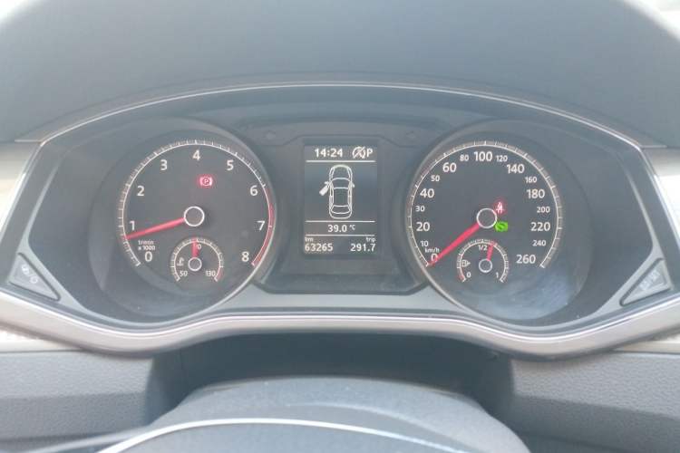 Used Volkswagen Passat 2016 330TSI DSG Luxury Edition Instrument Cluster