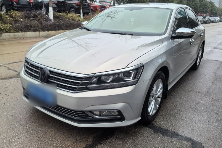 Used Volkswagen Passat 2016 330TSI DSG Luxury Edition Guazi used car, China used car export, Used car for sale, Used  cars, Cheapest cars for sale