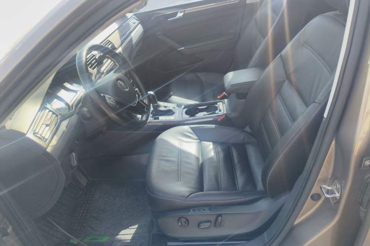 Used Volkswagen Passat 2016 330TSI DSG Prestige Edition Left Front Seat