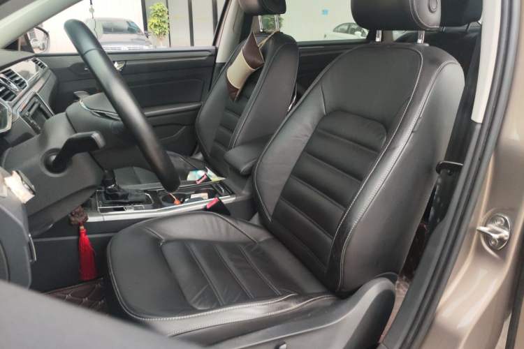 Used Volkswagen Passat 2016 330TSI DSG Luxury Edition Left Front Seat