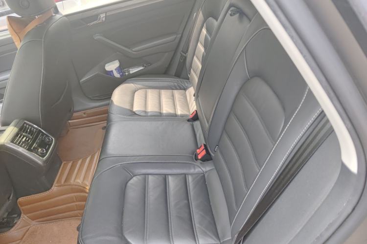 Used Volkswagen Passat 2016 330TSI DSG Luxury Edition Left Rear Seat