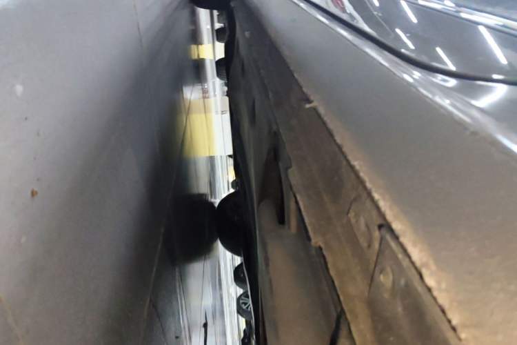 Used Volkswagen Passat 2016 330TSI DSG Prestige Edition Left Side Sill