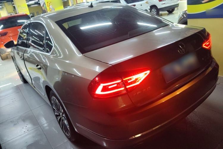 Used Volkswagen Passat 2016 330TSI DSG Prestige Edition Rear Left 45 Deg