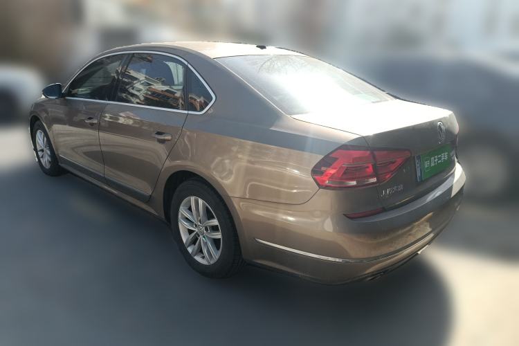Used Volkswagen Passat 2016 330TSI DSG Luxury Edition Rear Left 45 Deg