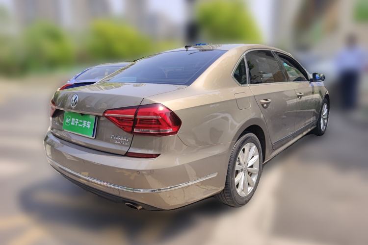 Used Volkswagen Passat 2016 330TSI DSG Luxury Edition Rear Right 45 Deg