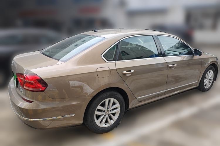 Used Volkswagen Passat 2016 330TSI DSG Luxury Edition Rear Right 45 Deg