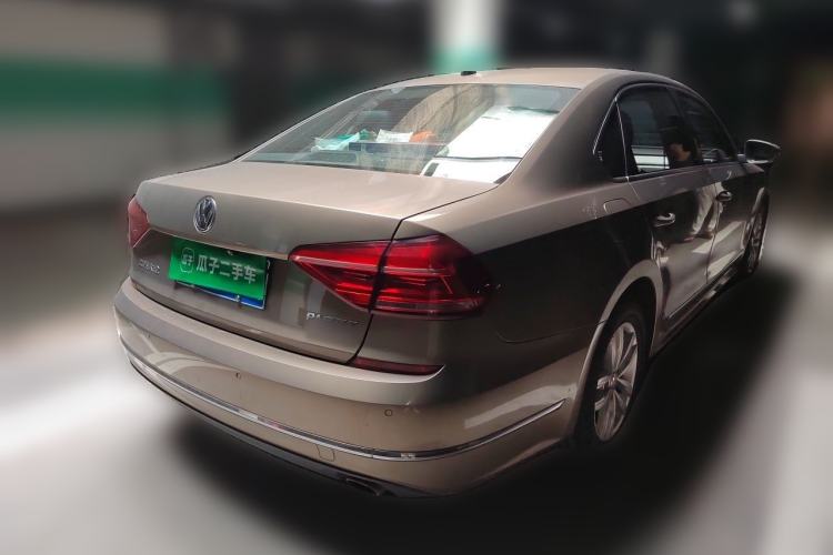 Used Volkswagen Passat 2016 330TSI DSG Luxury Edition Rear Right 45 Deg