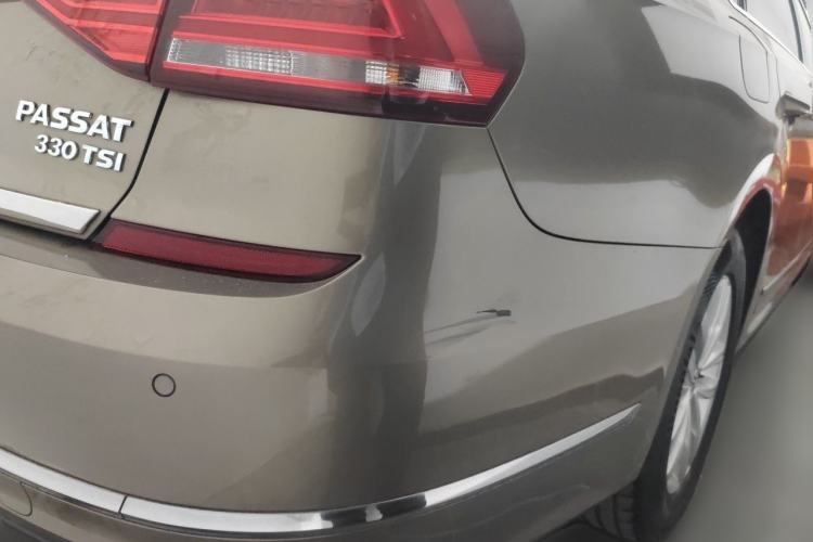 Used Volkswagen Passat 2016 330TSI DSG Luxury Edition Rear Right 45 Deg