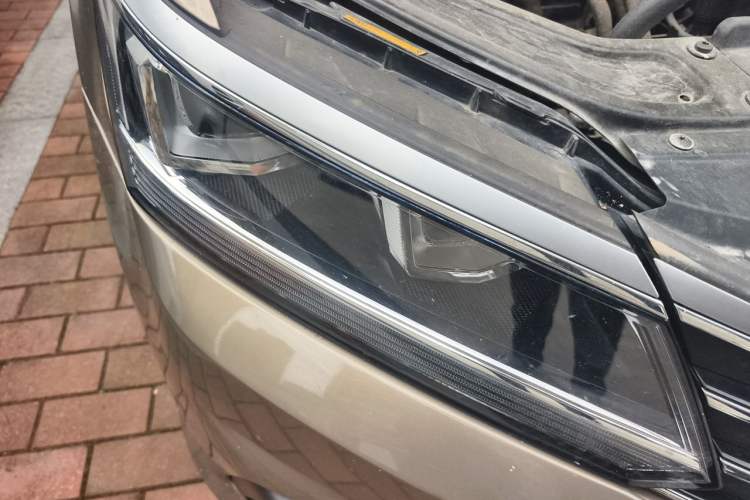 Used Volkswagen Passat 2016 280TSI DSG Prestige Edition Right Front Headlight