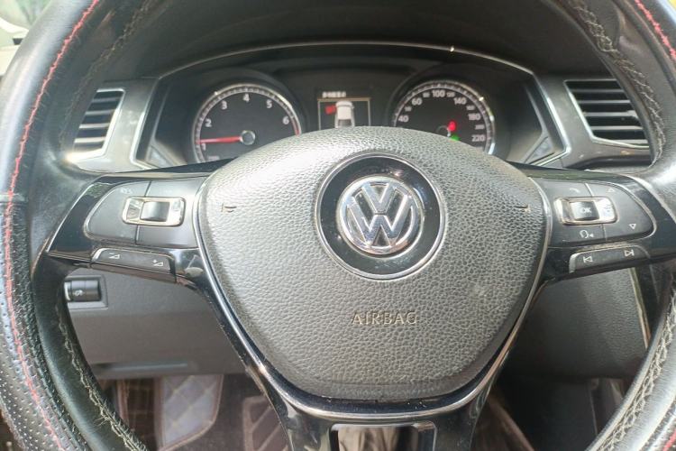Used Volkswagen Passat 2016 330TSI DSG Prestige Edition Steering Wheel