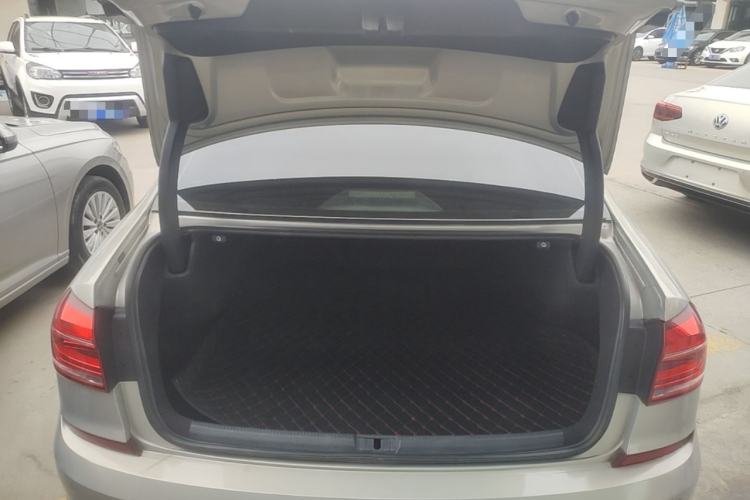Used Volkswagen Passat 2016 330TSI DSG Prestige Edition Trunk