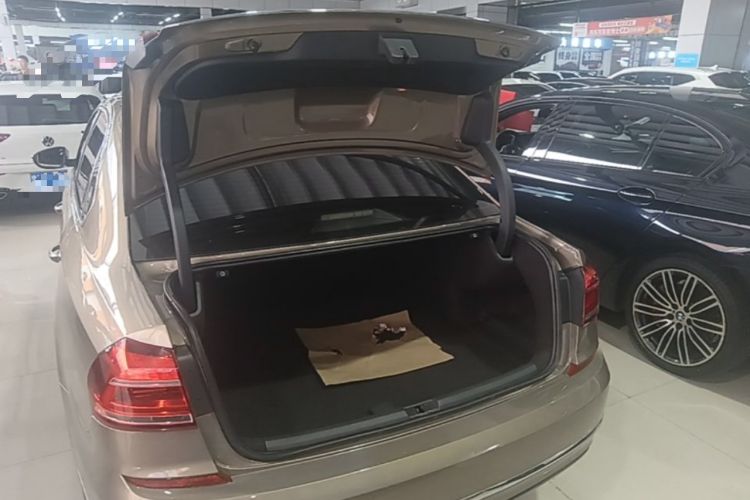 Used Volkswagen Passat 2016 330TSI DSG Prestige Edition Trunk
