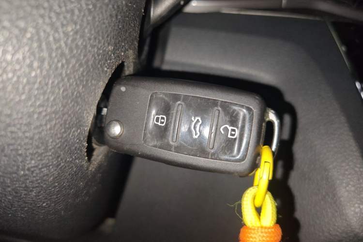 Used Volkswagen Passat 2016 330TSI DSG Luxury Edition Vehicle Key