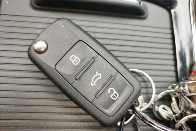Used Volkswagen Passat 2016 330TSI DSG Prestige Edition Vehicle Key