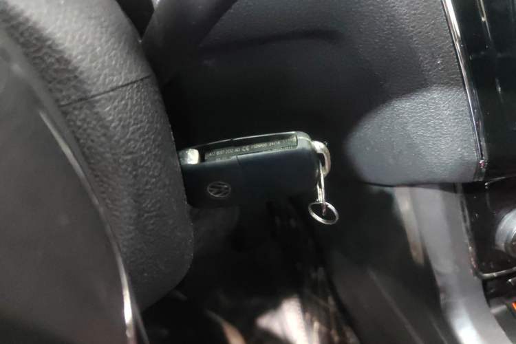 Used Volkswagen Passat 2016 330TSI DSG Luxury Edition Vehicle Key