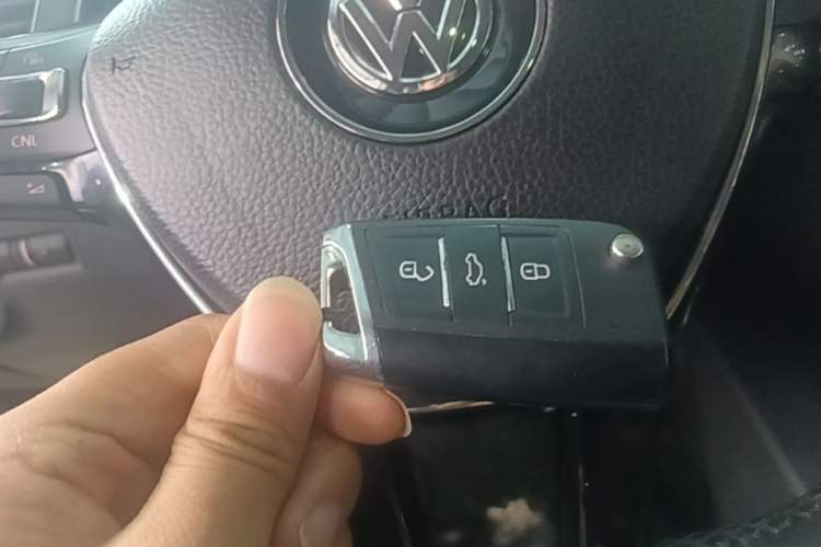 Used Volkswagen Passat 2016 330TSI DSG Prestige Edition Vehicle Key
