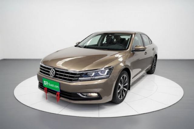 Ojetý Volkswagen Passat 2016 280TSI DSG Prestige Edition