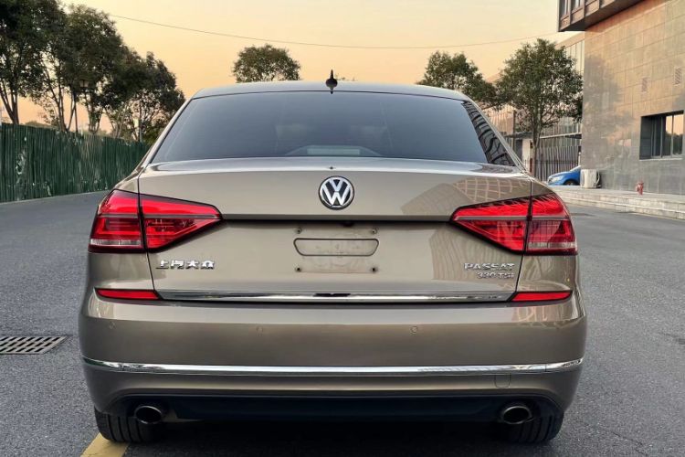 Used Volkswagen Passat 2016 330TSI DSG Prestige Edition Exterior 4