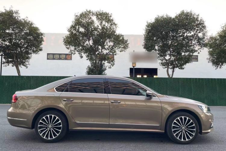 Used Volkswagen Passat 2016 330TSI DSG Prestige Edition Exterior 8